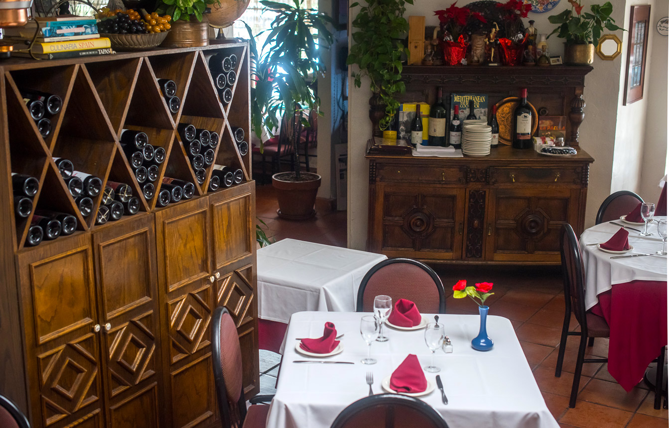 LA Paella Dining Room